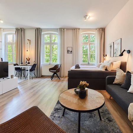 DELUXE APARTMENT 3 - zentral, Parkplatz, NETFLIX Bad Oeynhausen Buitenkant foto
