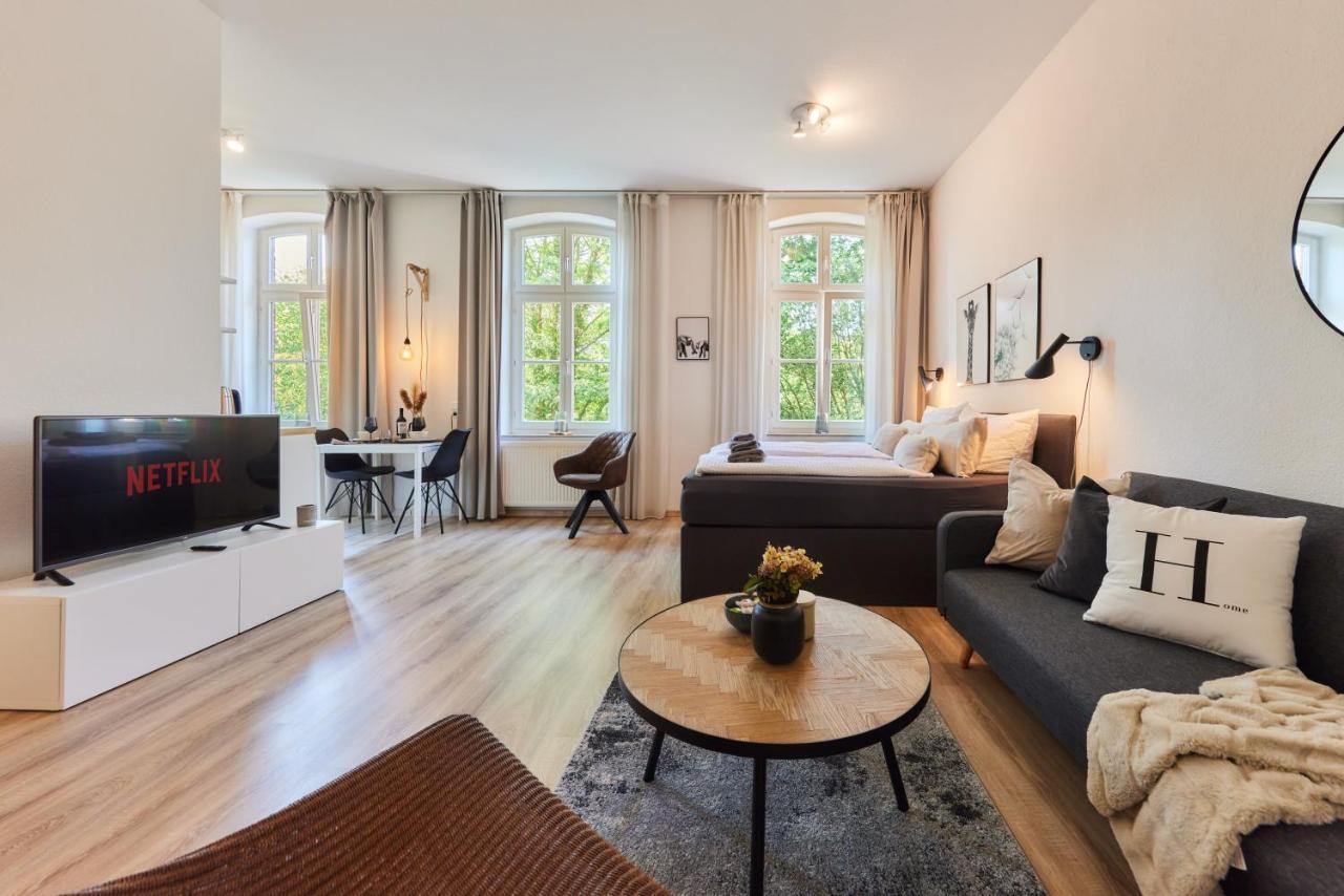 DELUXE APARTMENT 3 - zentral, Parkplatz, NETFLIX Bad Oeynhausen Buitenkant foto