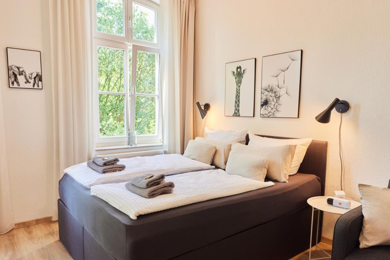 DELUXE APARTMENT 3 - zentral, Parkplatz, NETFLIX Bad Oeynhausen Buitenkant foto