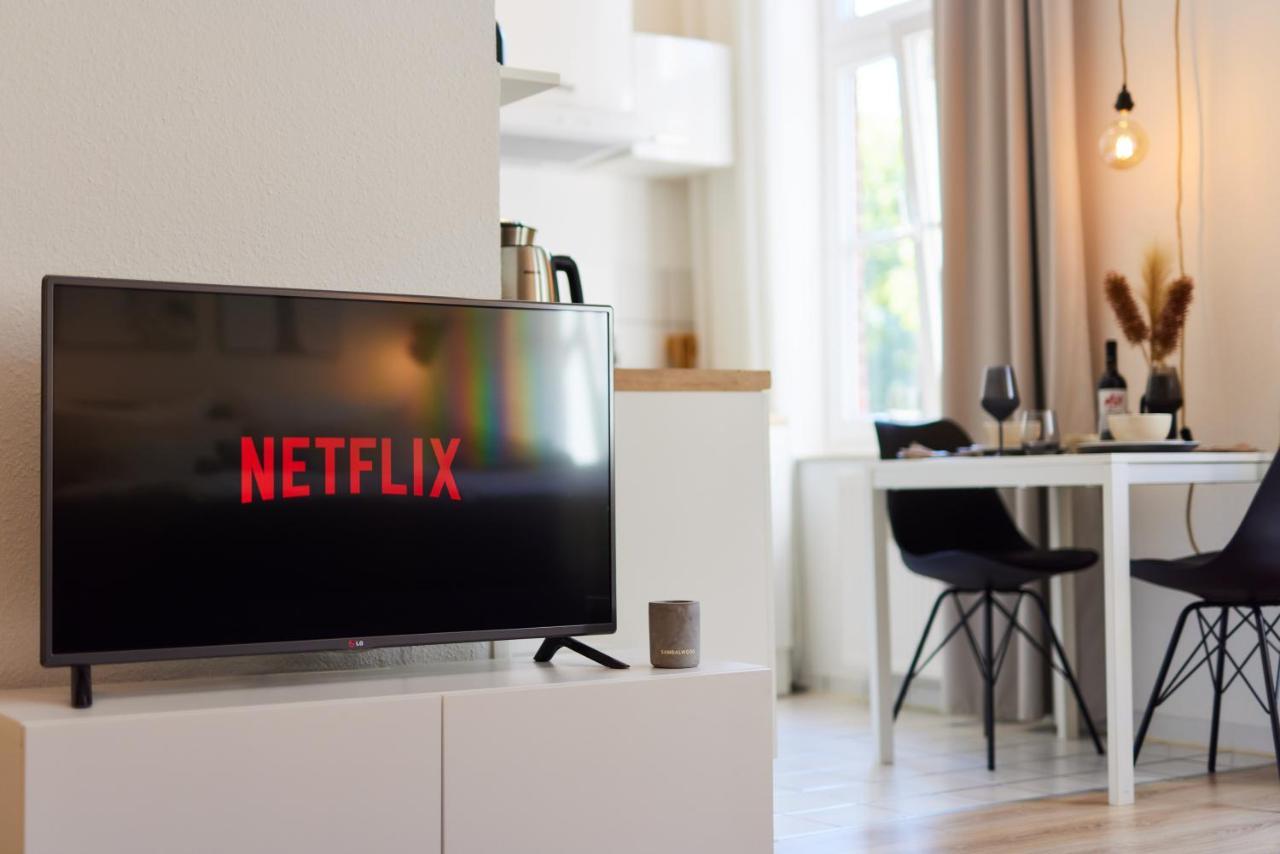DELUXE APARTMENT 3 - zentral, Parkplatz, NETFLIX Bad Oeynhausen Buitenkant foto