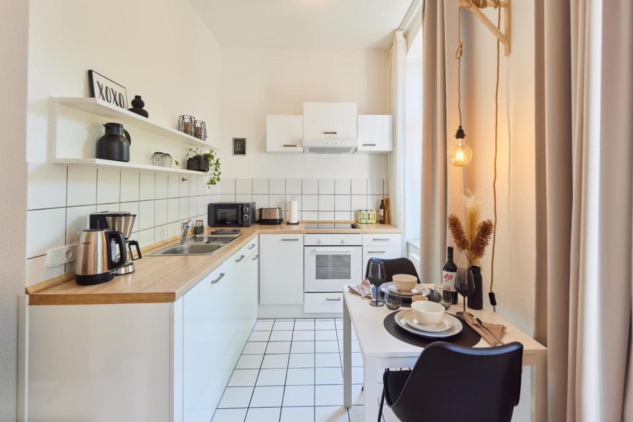 DELUXE APARTMENT 3 - zentral, Parkplatz, NETFLIX Bad Oeynhausen Buitenkant foto