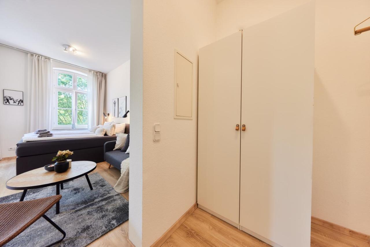 DELUXE APARTMENT 3 - zentral, Parkplatz, NETFLIX Bad Oeynhausen Buitenkant foto