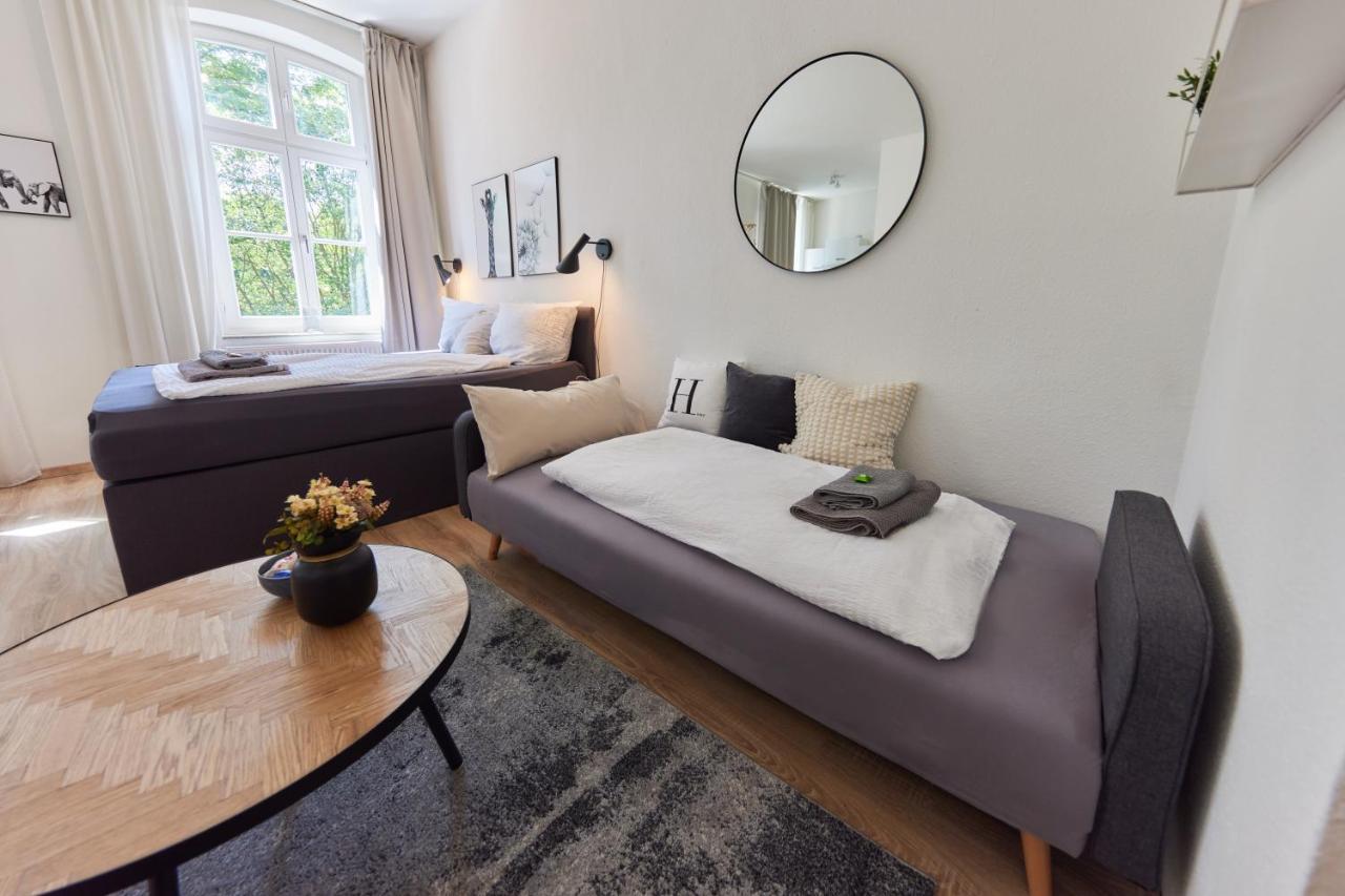 DELUXE APARTMENT 3 - zentral, Parkplatz, NETFLIX Bad Oeynhausen Buitenkant foto
